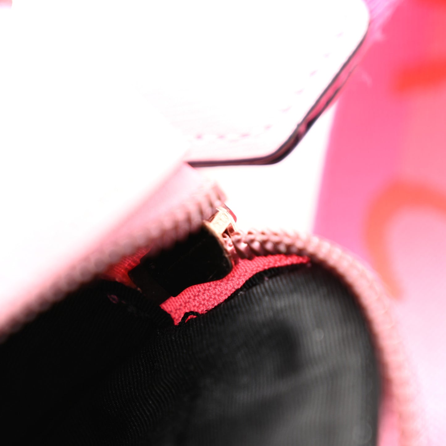 Saffiano Small Snapshot Camera Bag Pink Multicolor