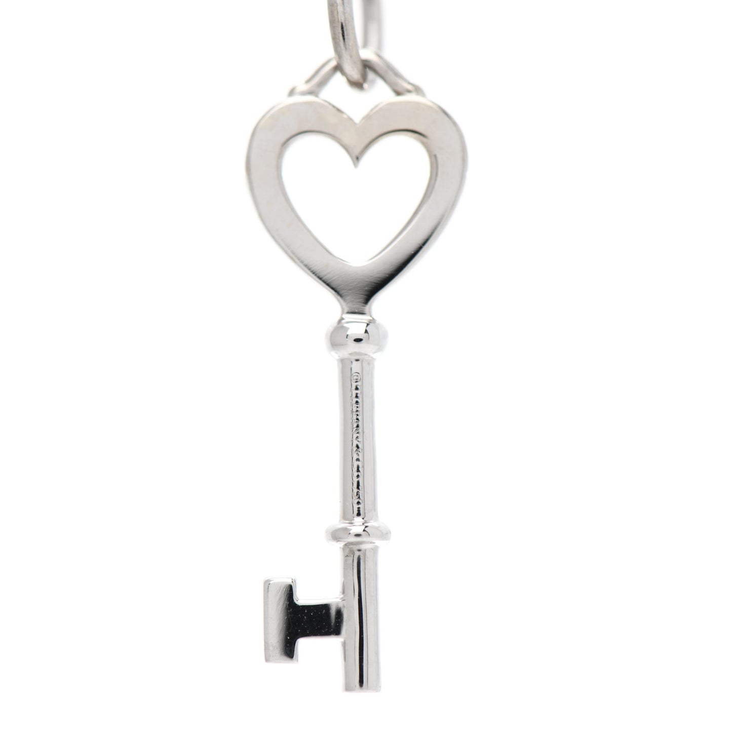 18K White Gold Diamond Heart Key Pendant