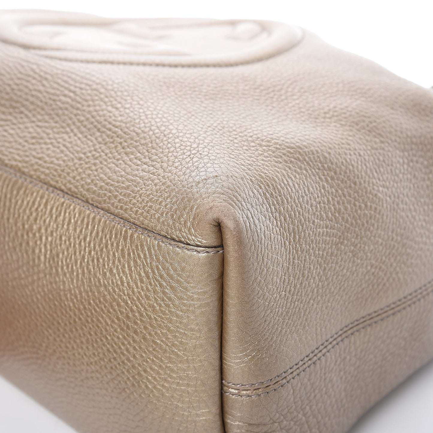 Metallic Pebbled Calfskin Medium Soho Chain Shoulder Bag Golden Beige