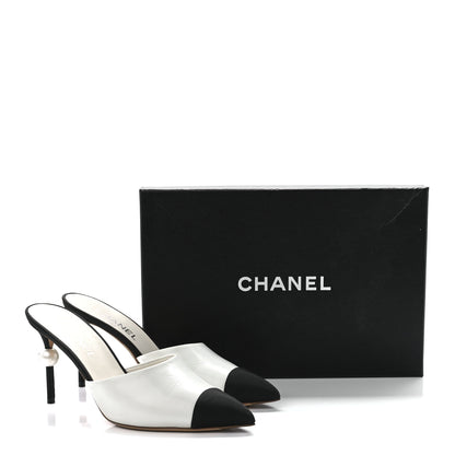 Chanel Patent Lambskin Grosgrain Cap Toe Pearl Mule 39.5 White Black 9 of 9