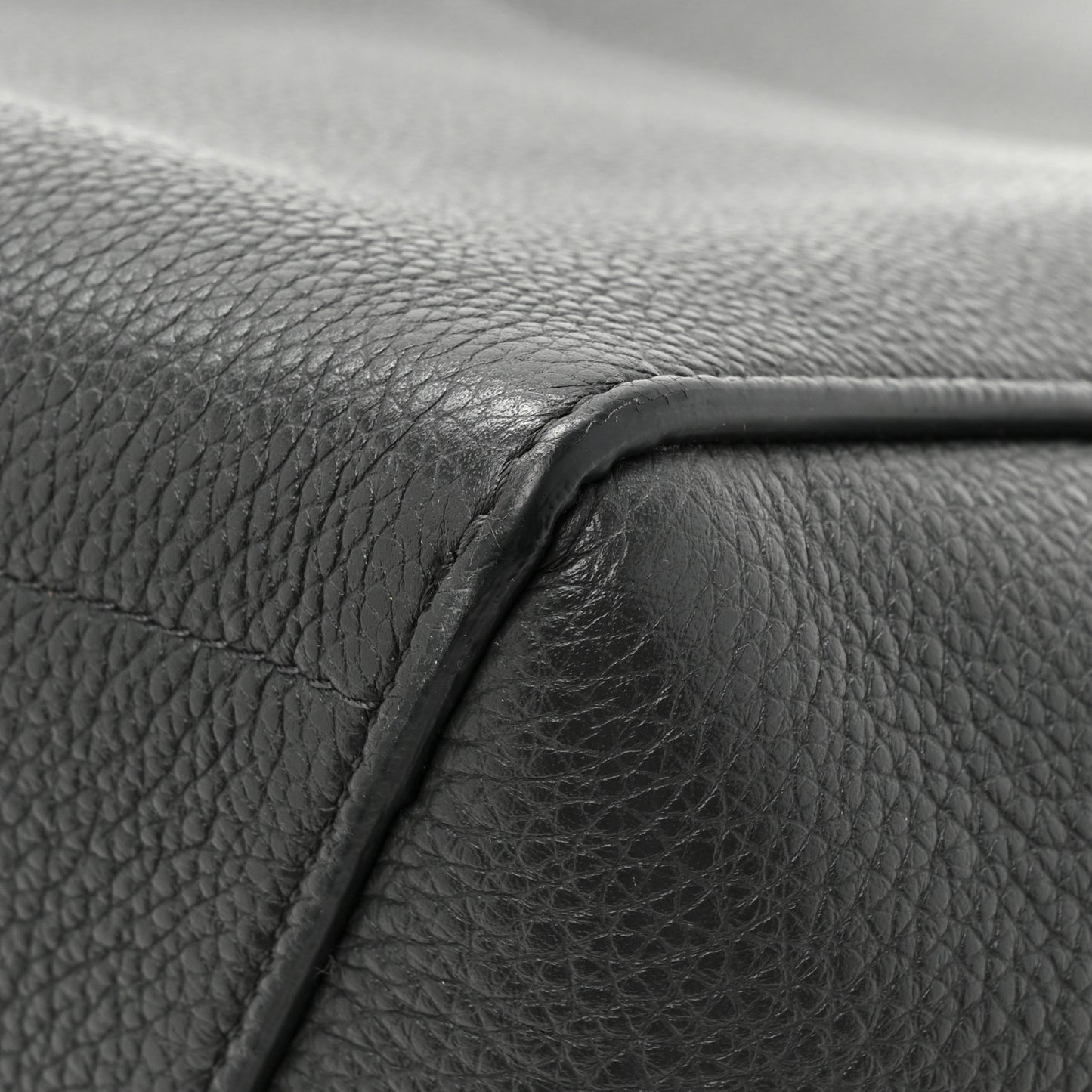 Soft Grained Calfskin Sangle Bucket Bag Anthracite