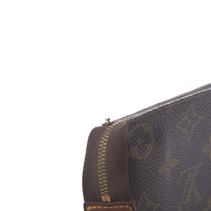 Louis Vuitton Monogram Toiletry Pouch 26 9 of 11