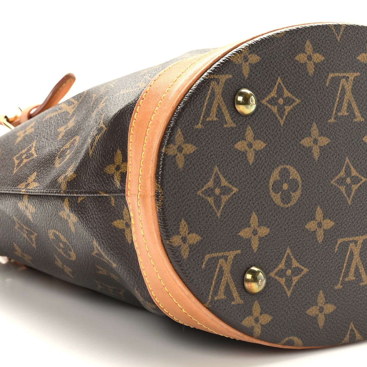 Monogram Petit Bucket 23
