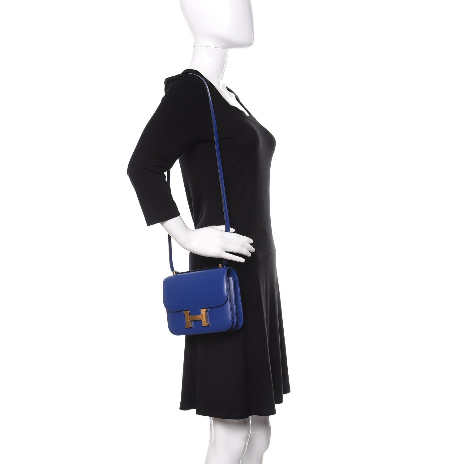 Hermes Tadelakt Constance 18 Bleu Electrique 3 of 12