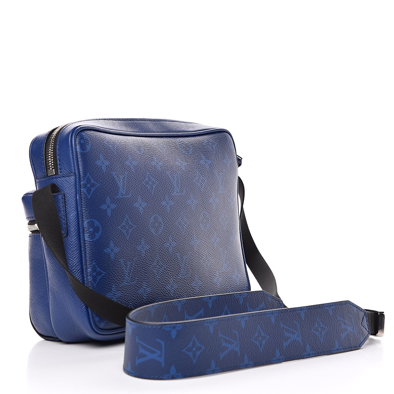 Louis Vuitton Taiga Monogram Outdoor Messenger Cobalt 3 of 11