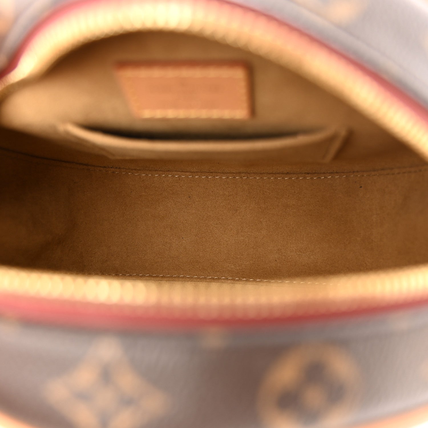 Louis Vuitton Monogram Boite Chapeau Souple MM 5 of 9
