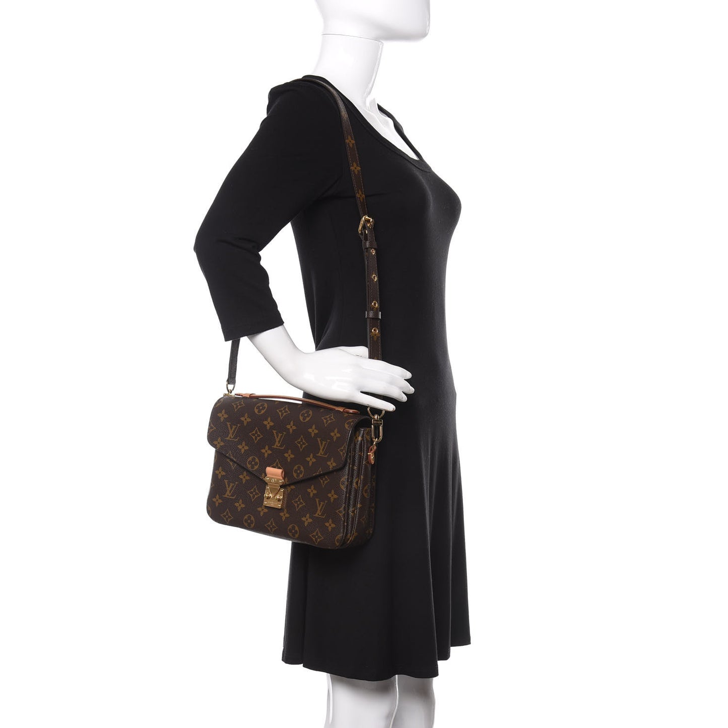 Monogram Pochette Metis
