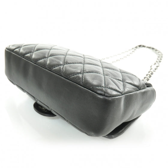 Lambskin Medium Coco Rain Flap Black