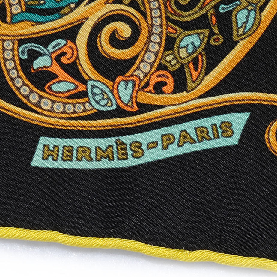 Hermes Silk La Charmante Aux Animaux Pocket Square Scarf 3 of 5