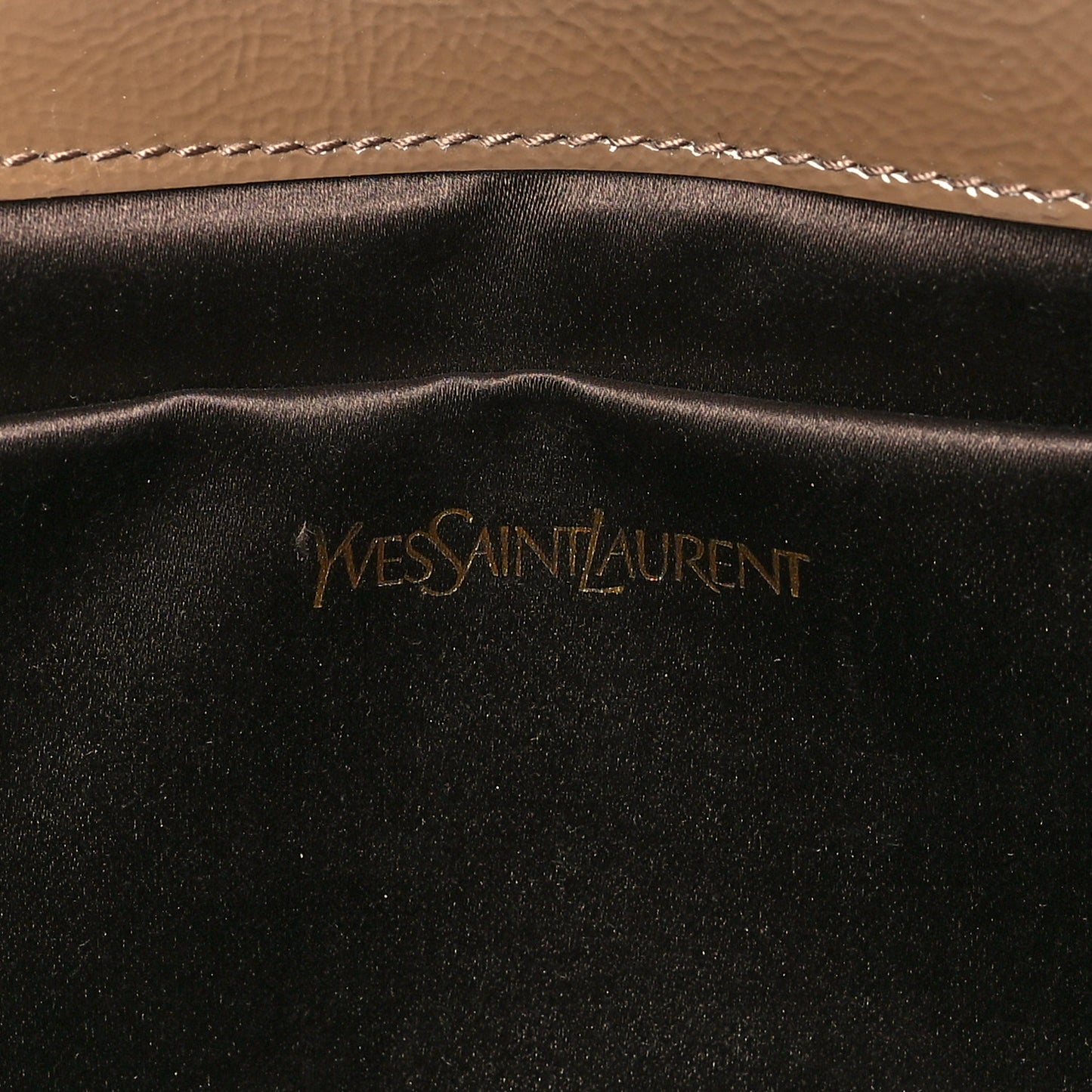 Textured Patent Calfskin Monogram Large Belle De Jour Clutch Nude