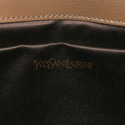 Saint Laurent Textured Patent Calfskin Monogram Large Belle De Jour Clutch Nude 6 of 9