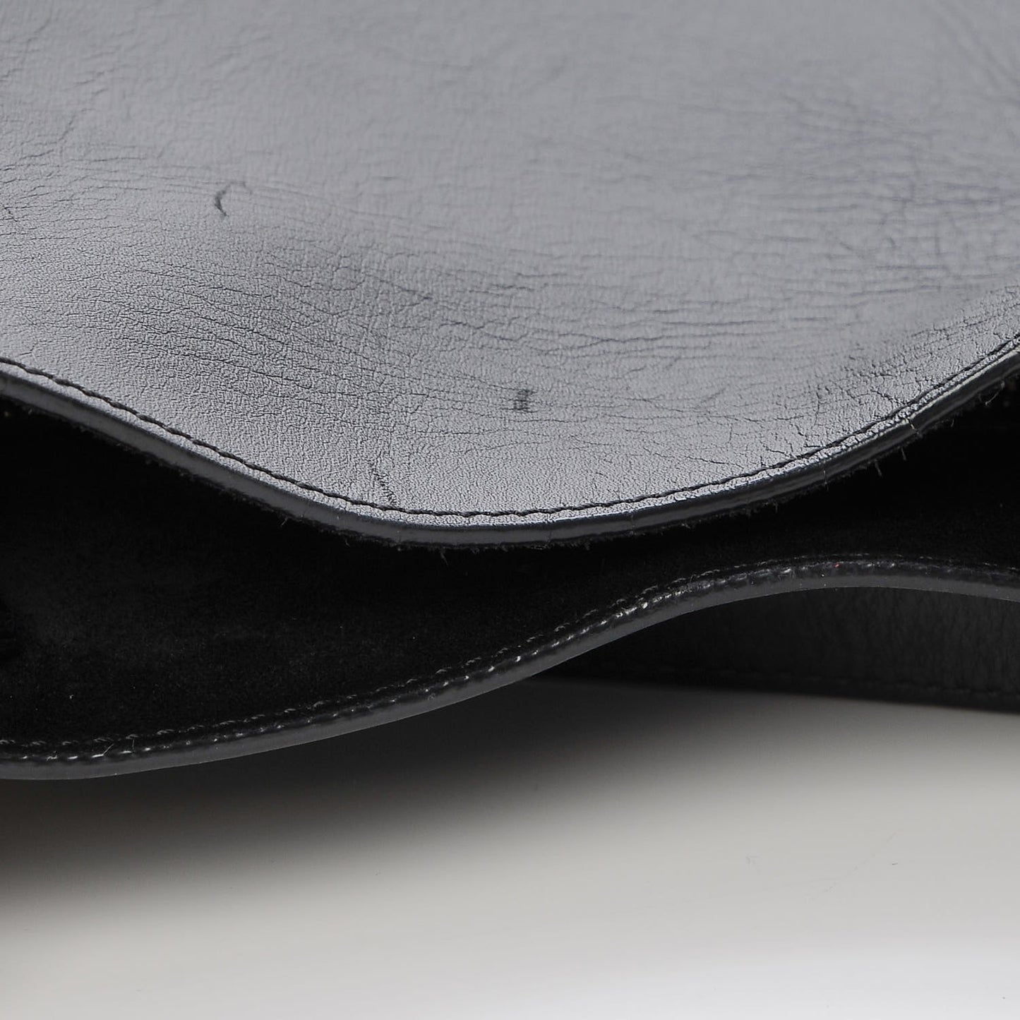 Supple Calfskin Medium Hobo Black