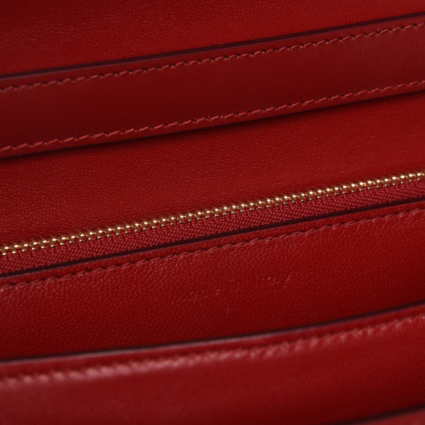 Box Calfskin Medium Classic Box Flap Bag Red