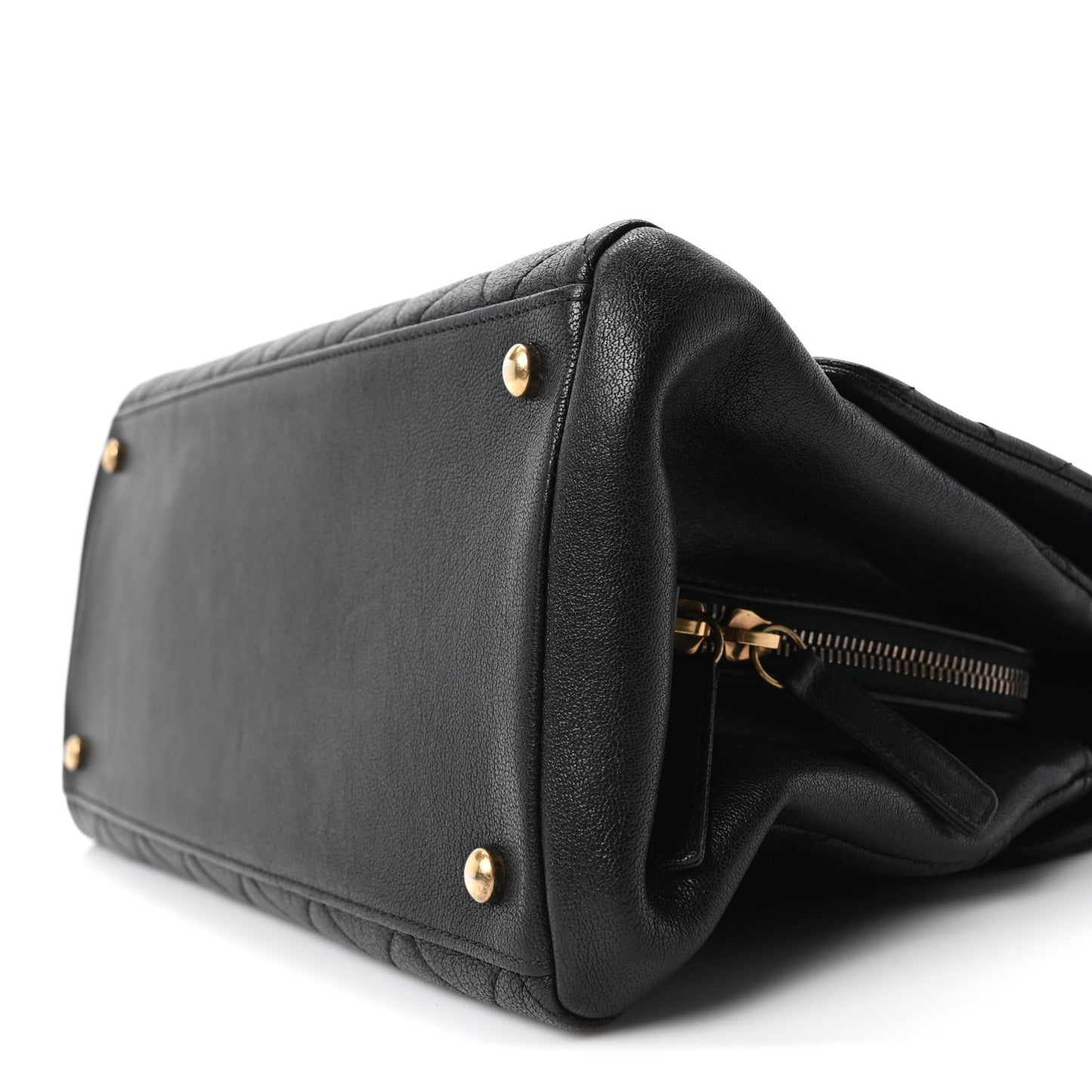 Shiny Sheepskin Quilted Large Trapezio Flap Black
