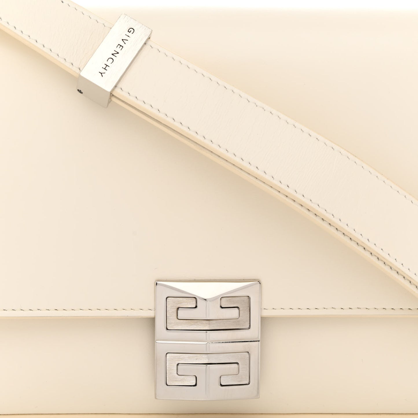 Box Calfskin Medium 4G Shoulder Bag Ivory