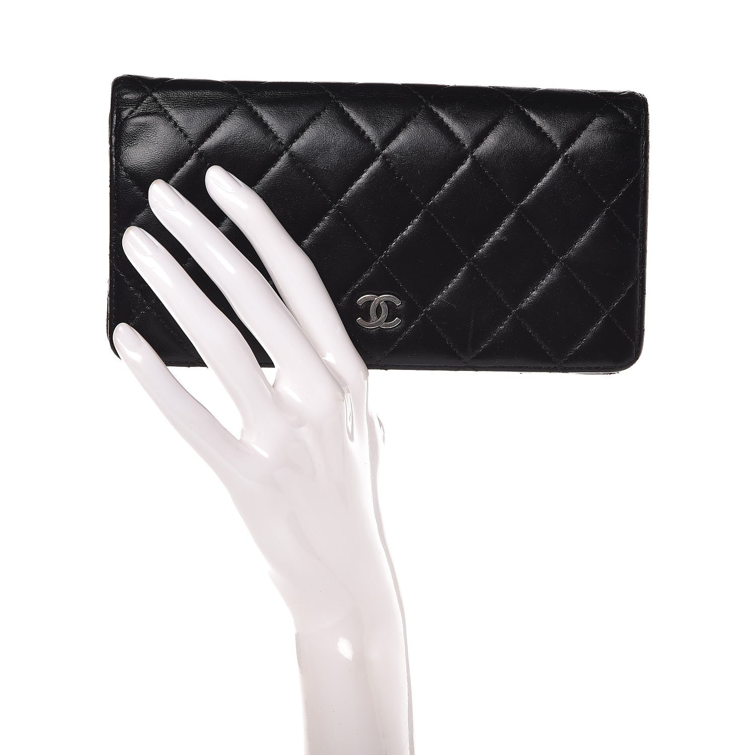 Chanel Lambskin Quilted Yen Wallet Black 2 of 17