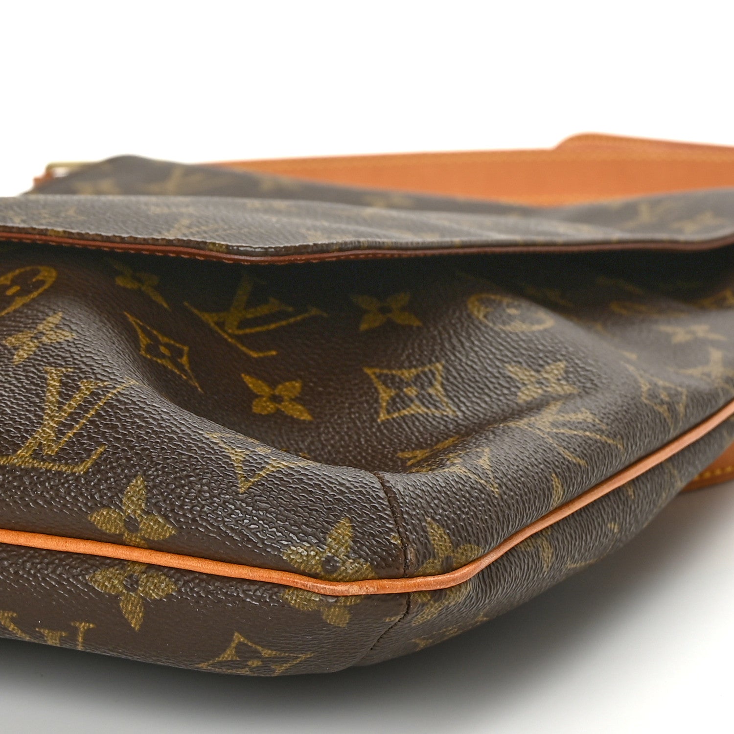Louis Vuitton Monogram Musette GM 8 of 8