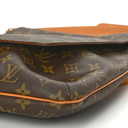 Louis Vuitton Monogram Musette GM 8 of 8