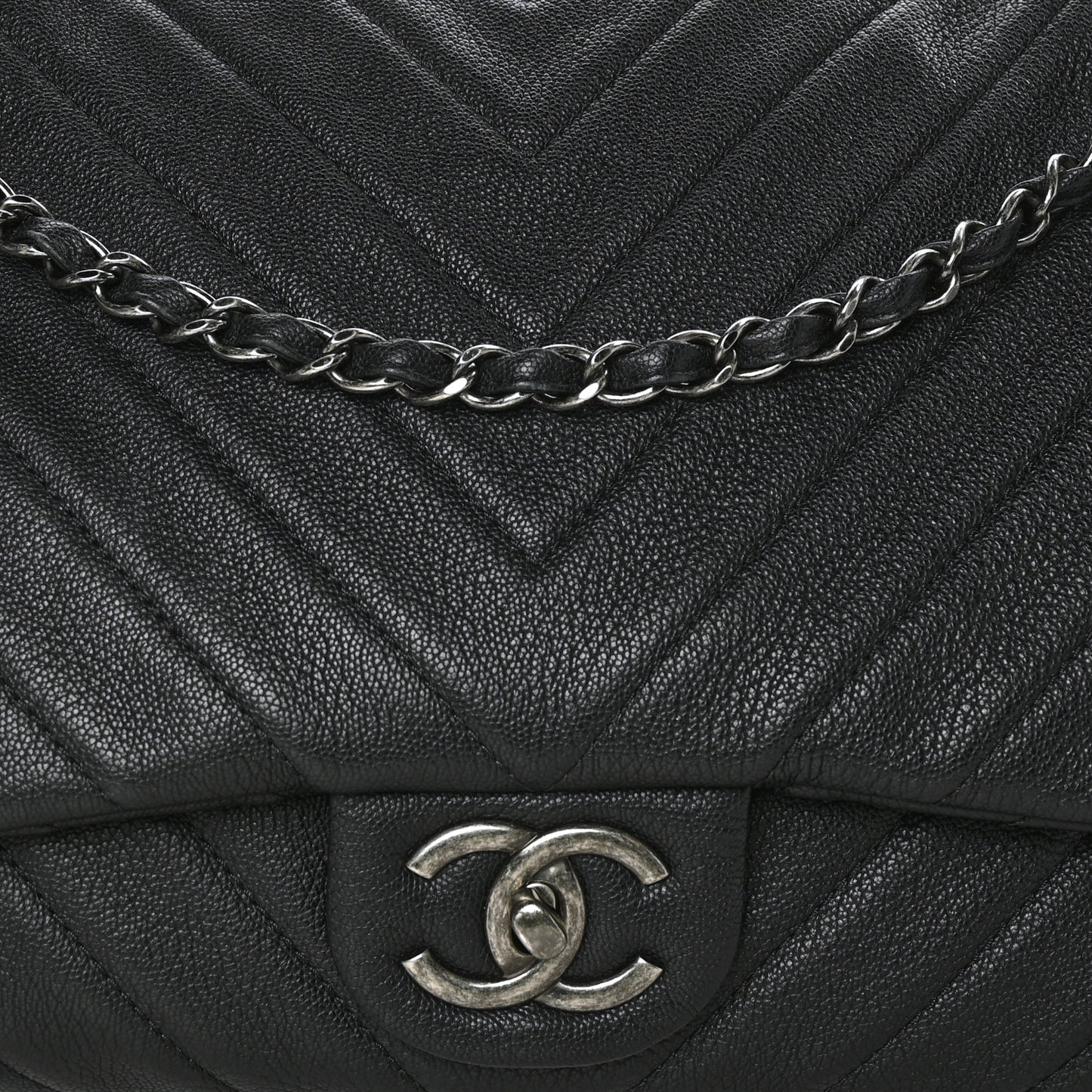 Calfskin Chevron Quilted XXL Travel Flap Bag Black
