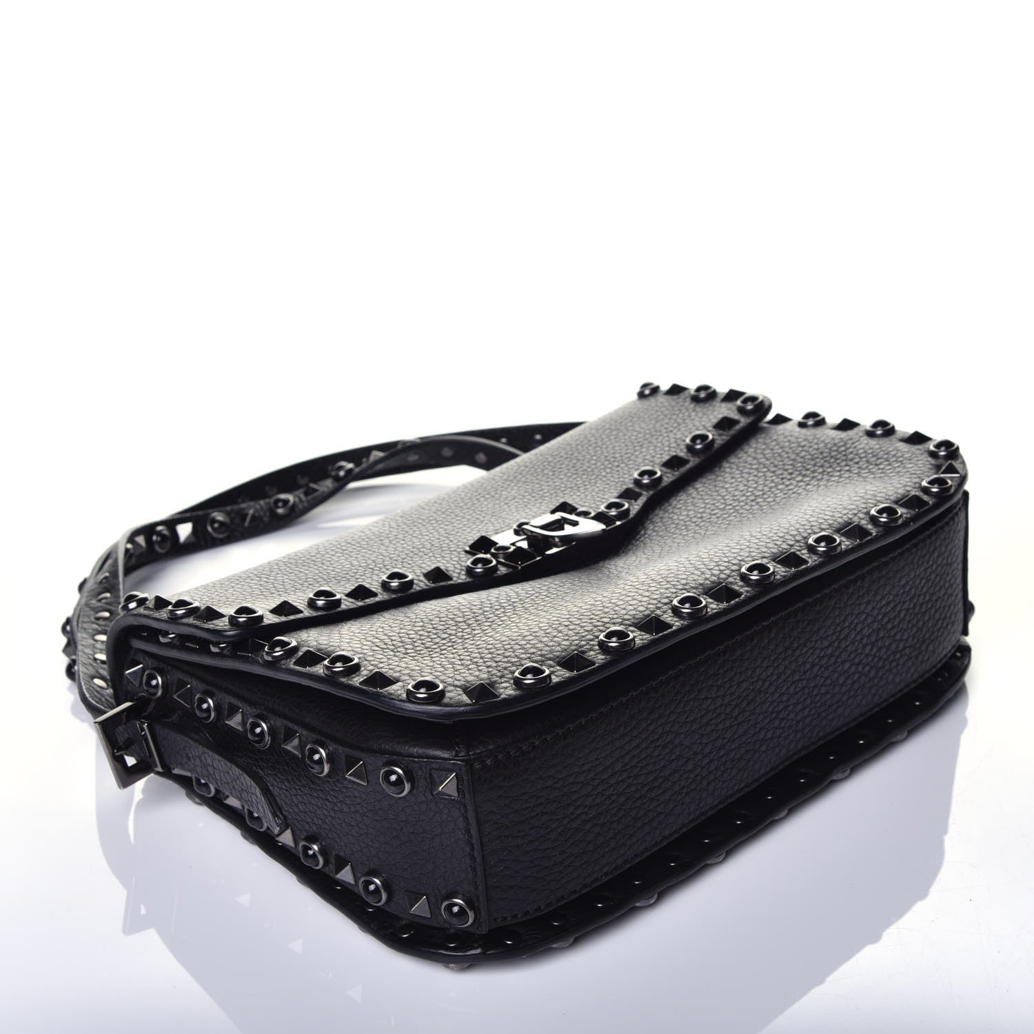 Valentino Garavani Pebbled Calfskin Onyx Medium Rockstud Rolling Flap Saddle Bag Black 6 of 8