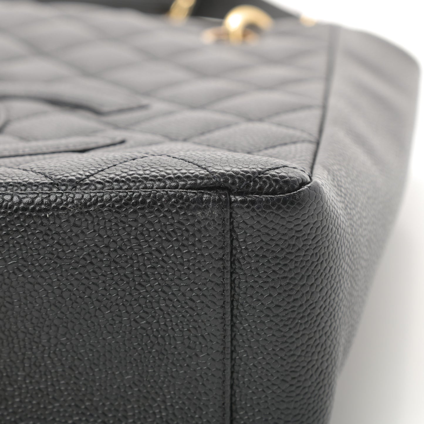 Caviar Quilted Petit Shopping Tote PST Black