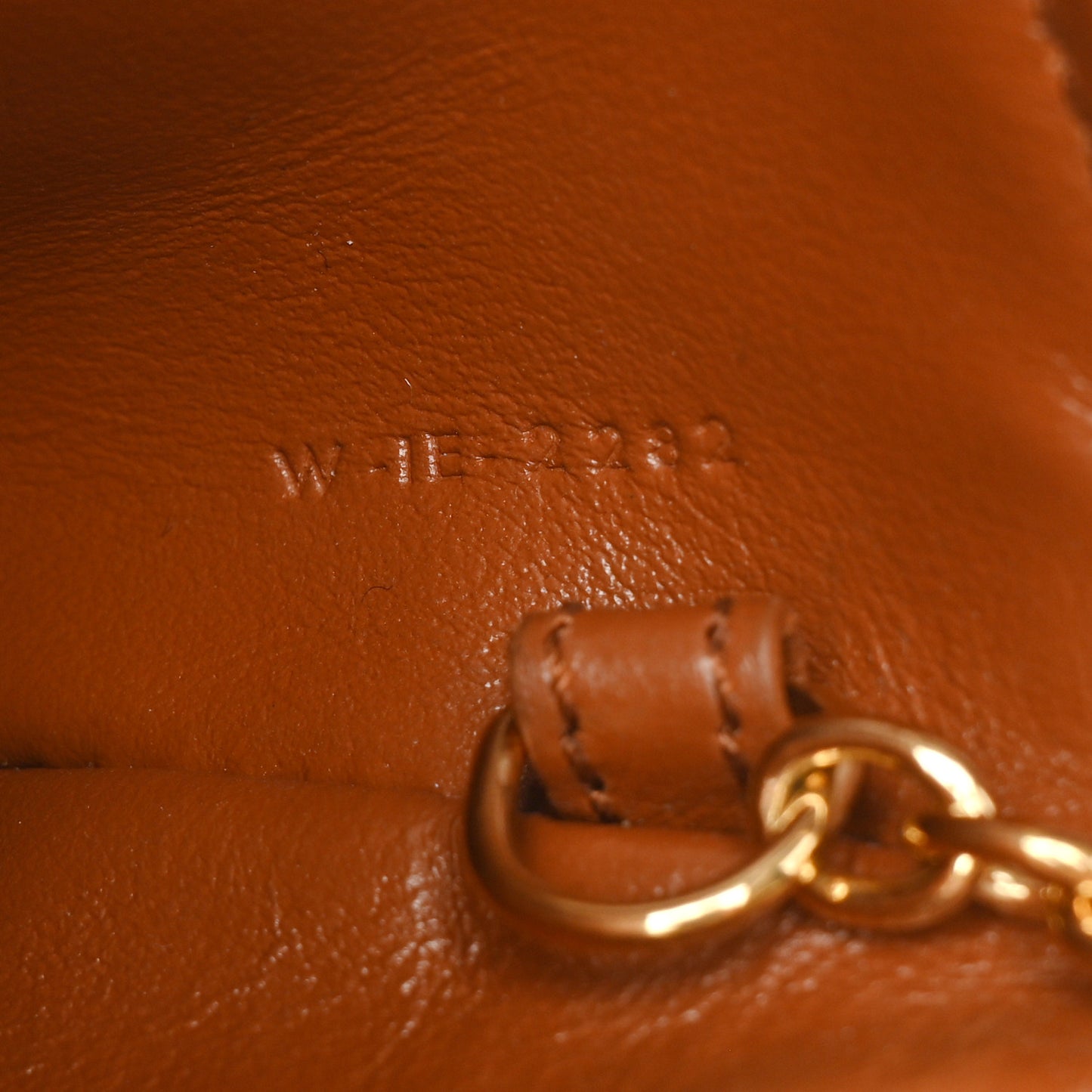 Smooth Calfskin Cuir Triomphe Coin and Card Pouch With Hook Tan