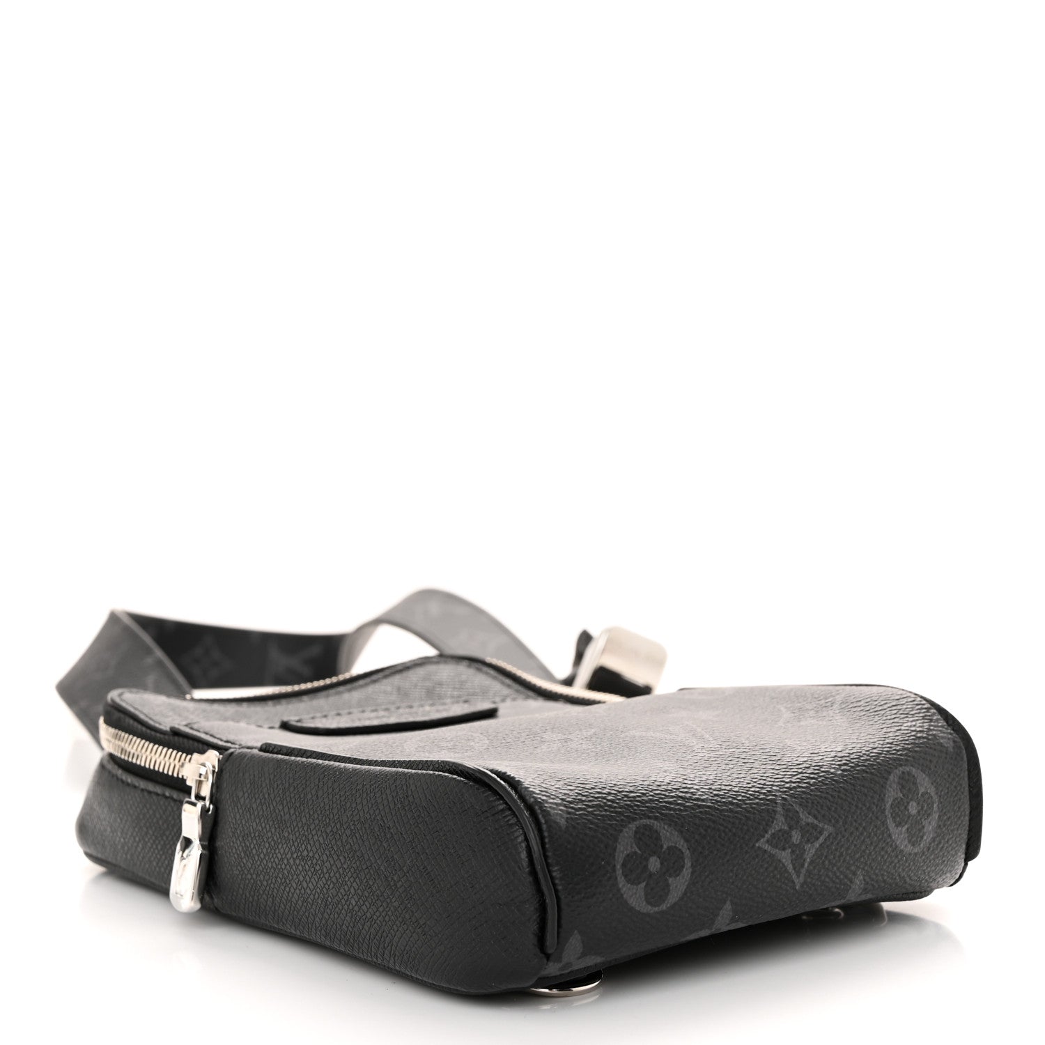 Louis Vuitton Taigarama Outdoor Slingbag Black 4 of 9