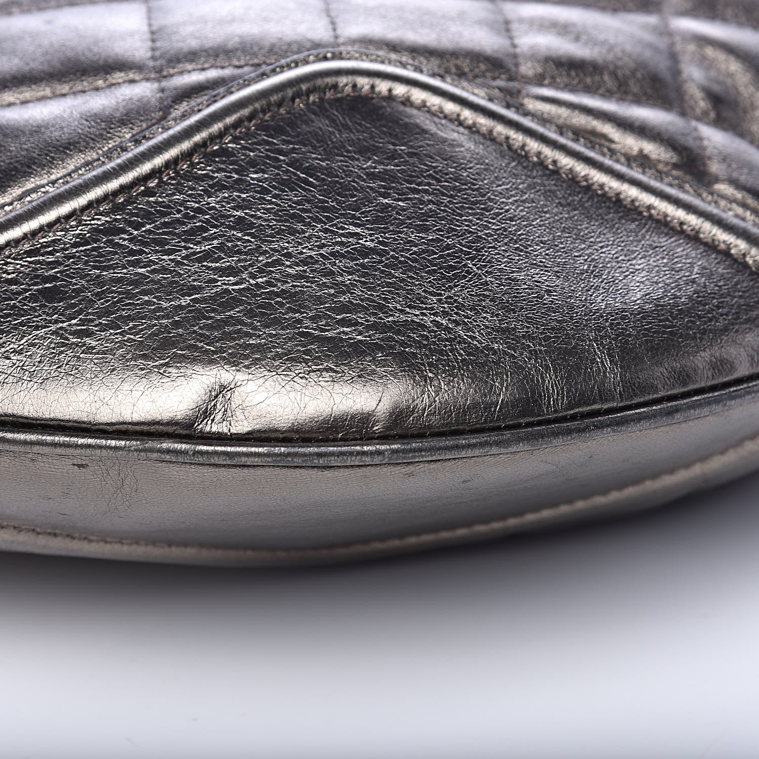 Burberry Metallic Calfskin Quilted Hoxton Hobo Nickel 10 of 16