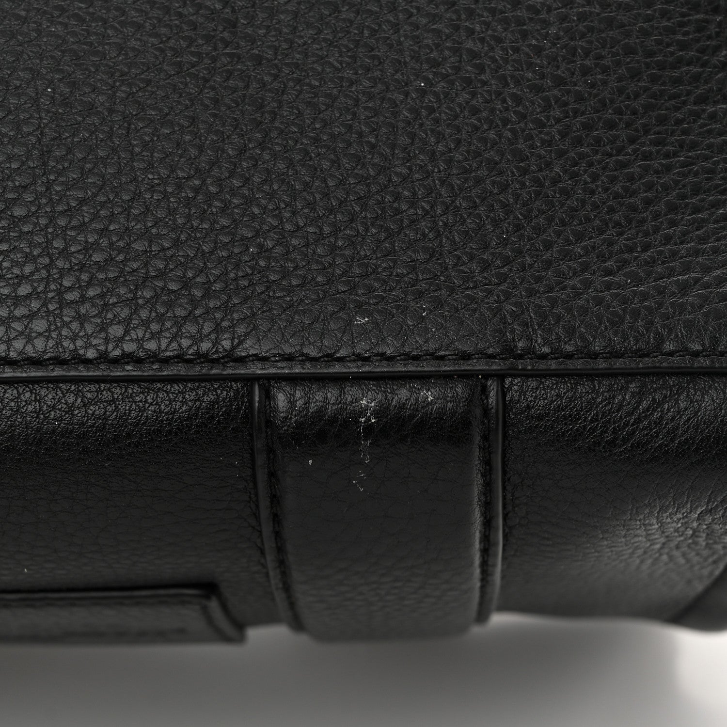 Marc Jacobs Grained Calfskin Small The Tote Bag Black 11 of 14
