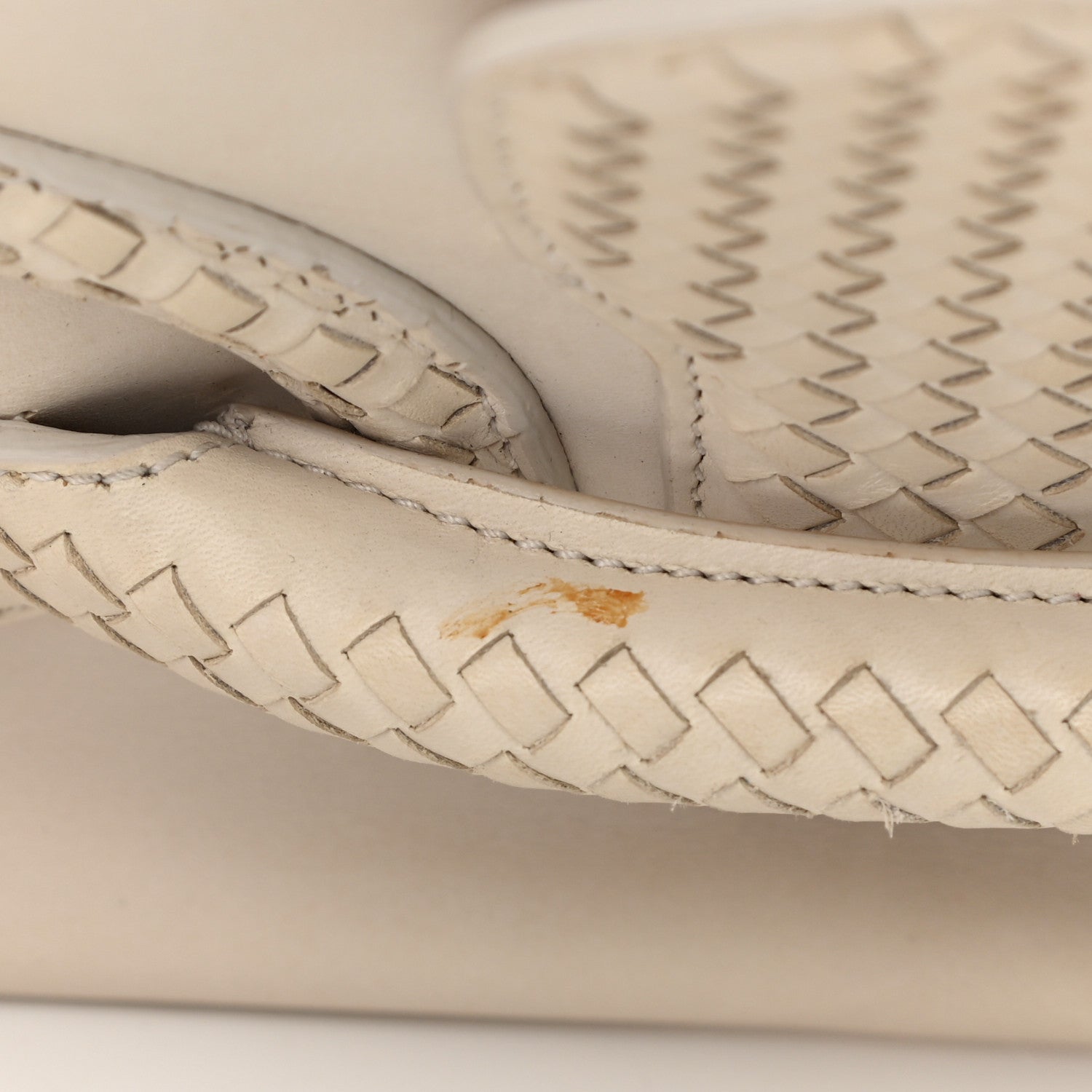 Bottega Veneta Intrecciato Rialto Shoulder Bag White 11 of 11