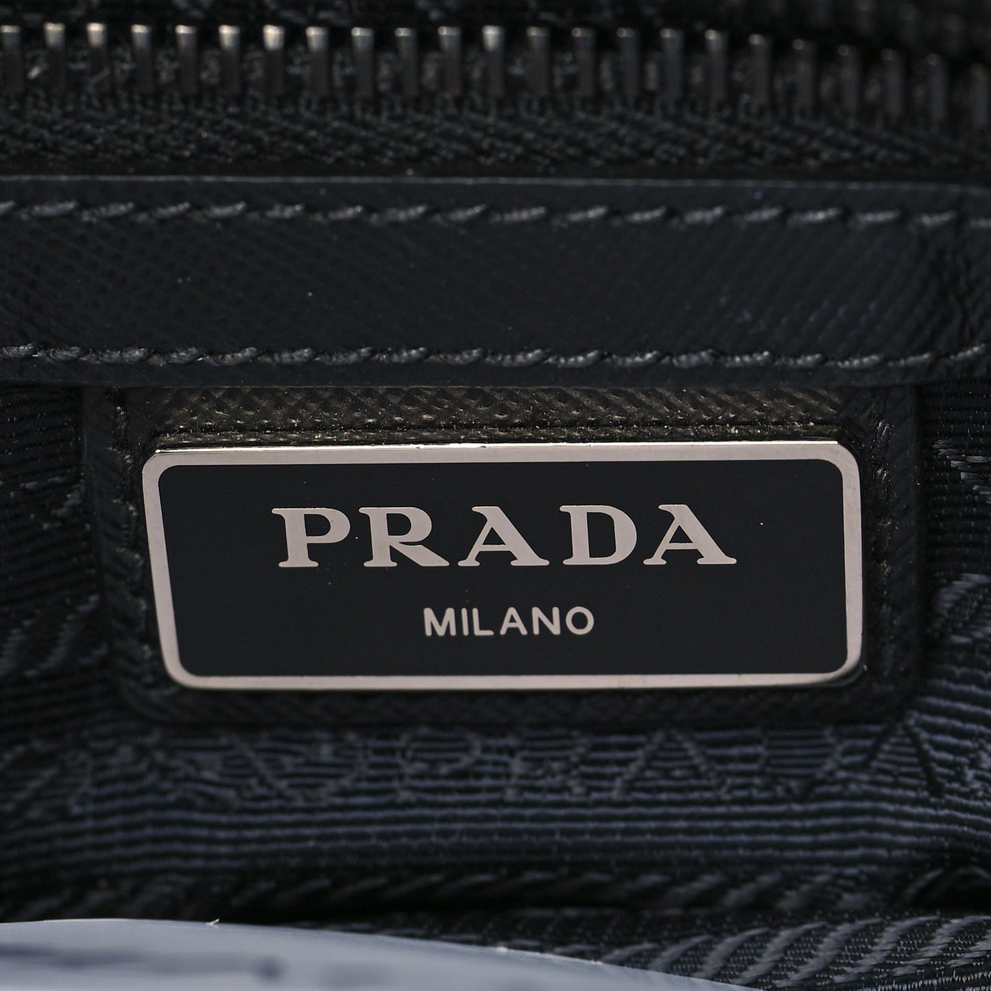Tessuto Nylon Saffiano Flat Messenger Bag Black