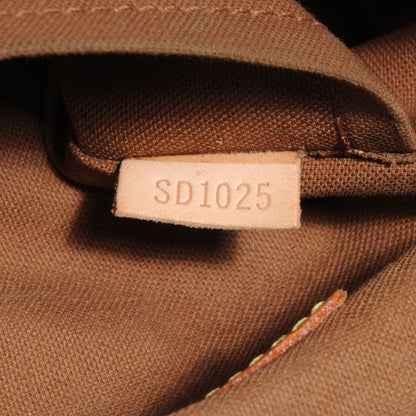Louis Vuitton Monogram Batignolles 7 of 9