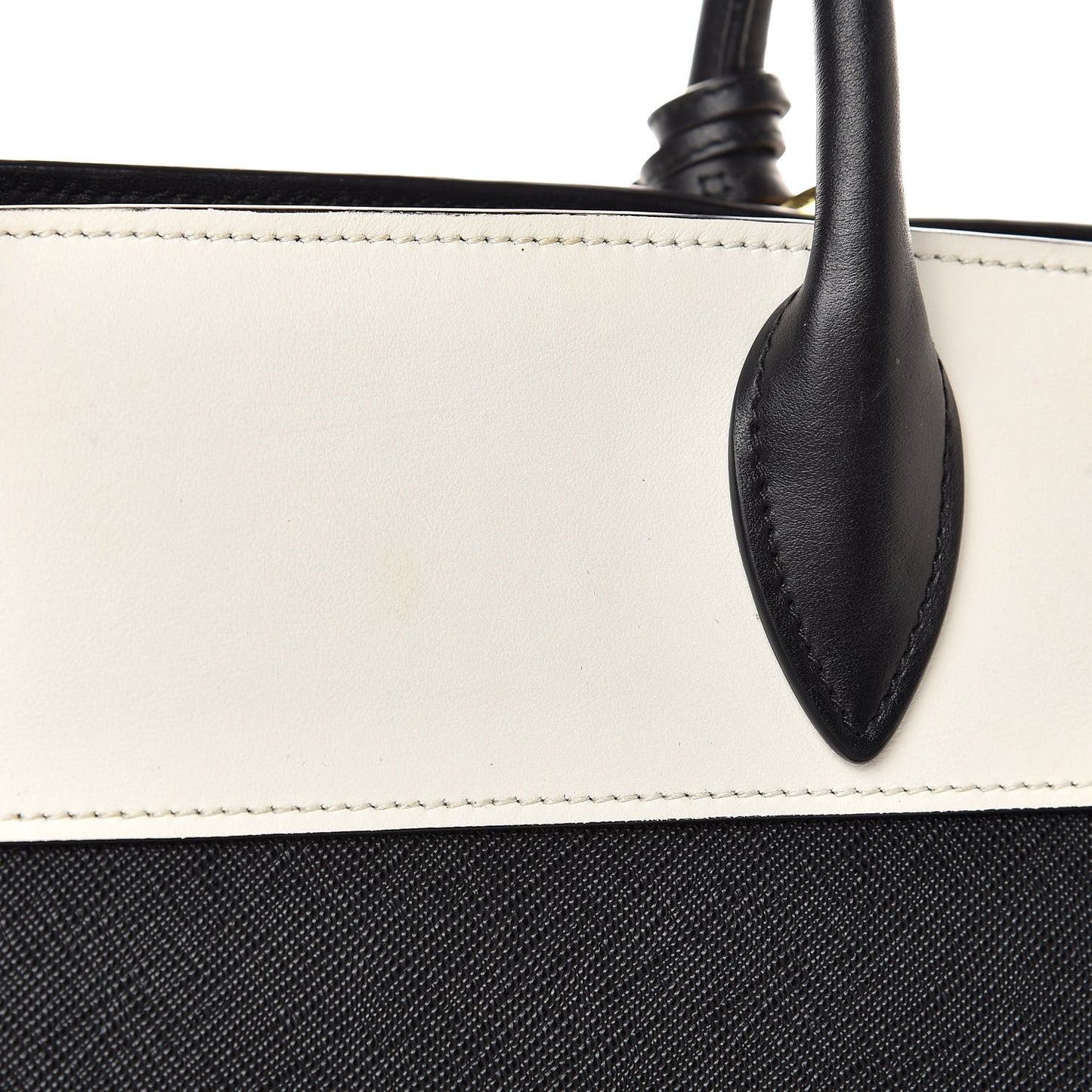 Saffiano City Calf Medium Esplanade Tote Black White