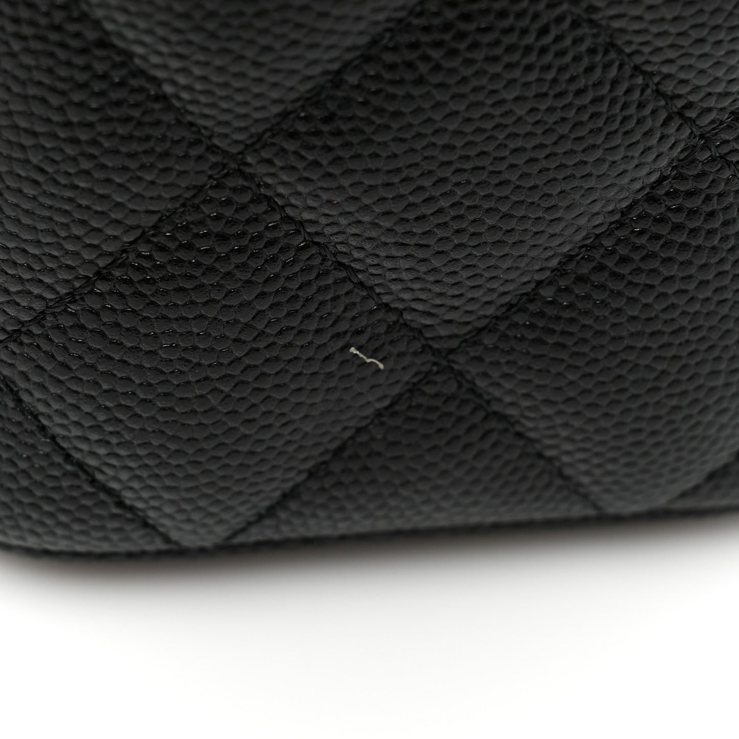 Caviar Quilted Small Vanity Case With Chain Black