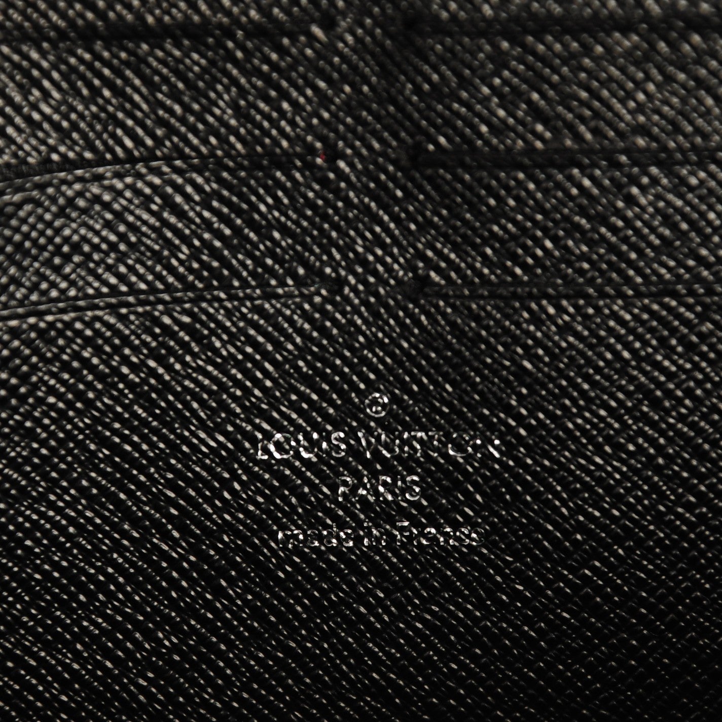 Epi Twist Chain Wallet Metal