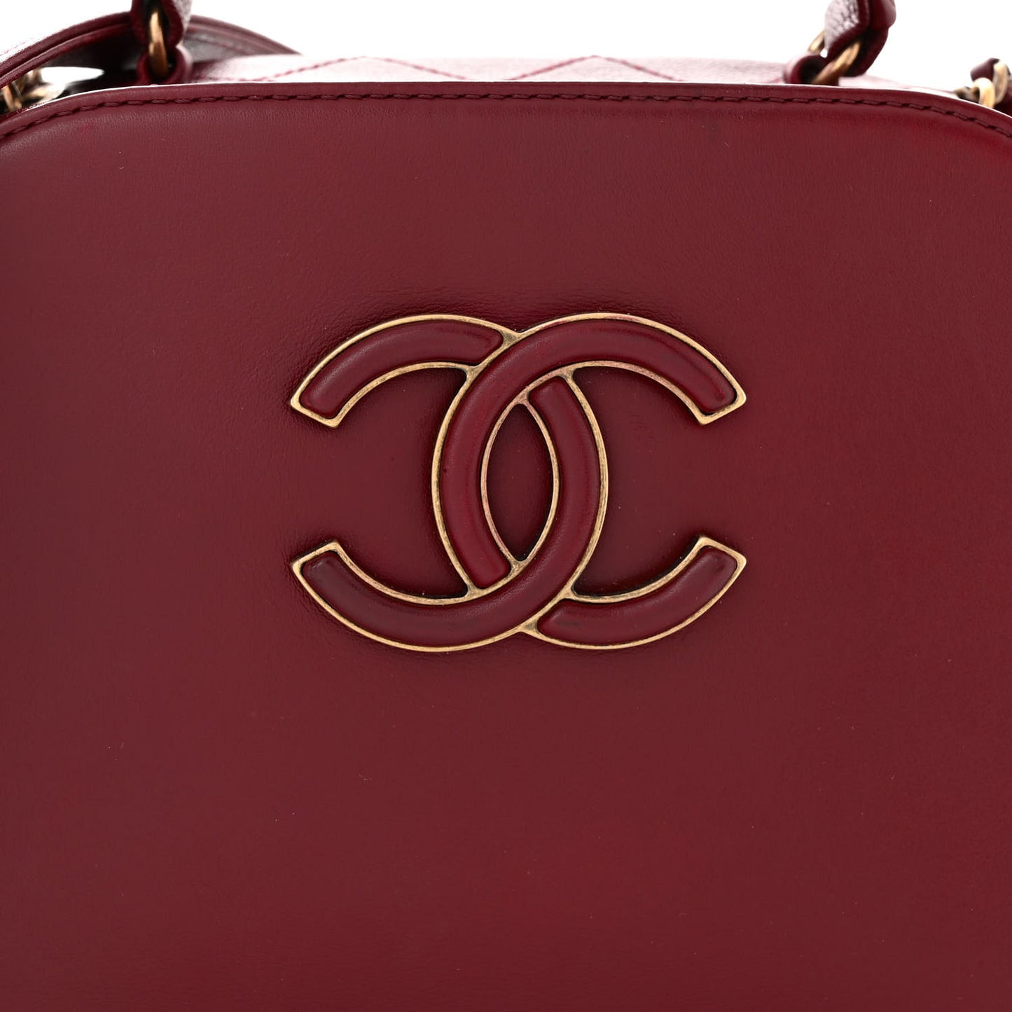 Shiny Calfskin Goatskin Quilted Small Coco Curve Vanity Burgundy