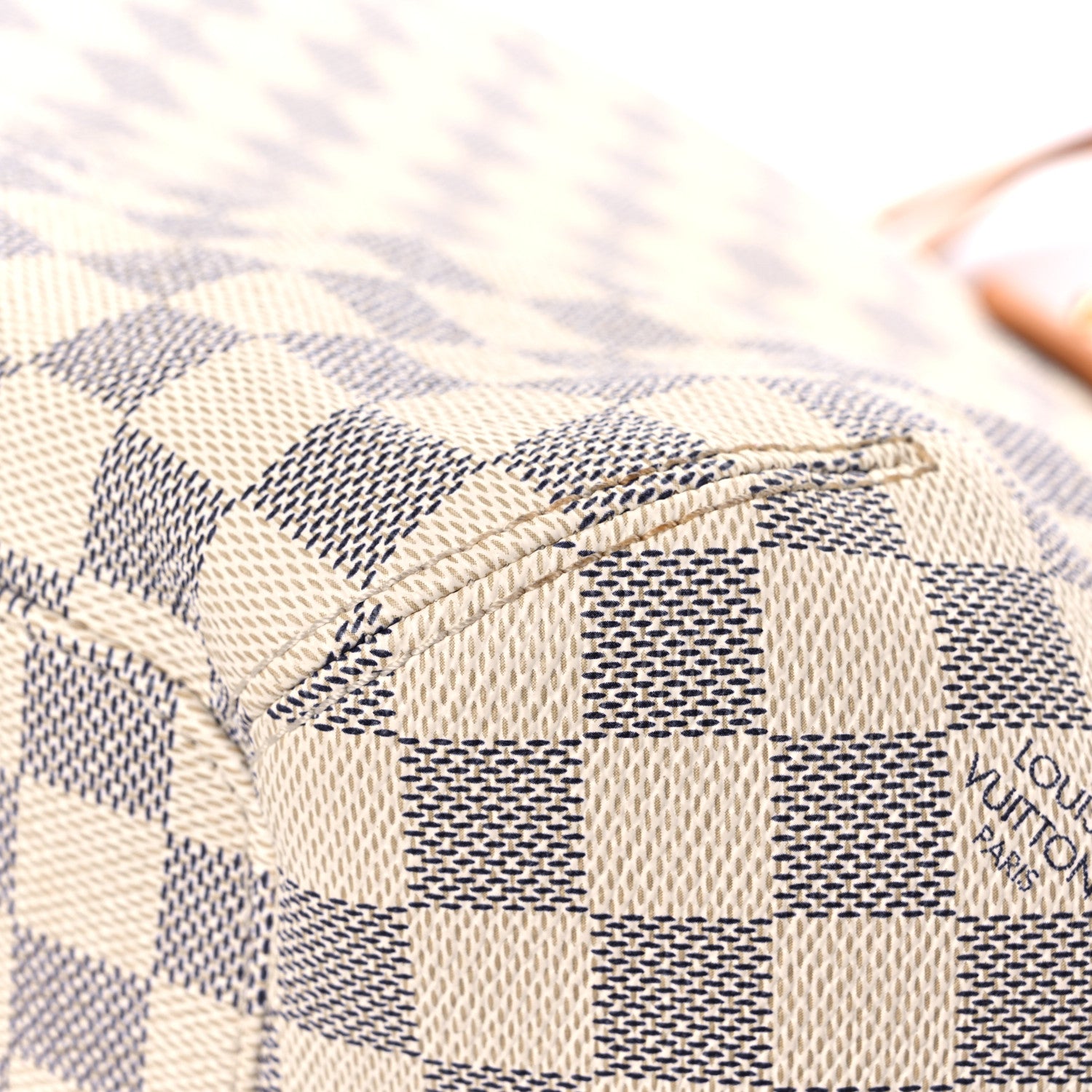 Louis Vuitton Damier Azur Salina GM 9 of 20