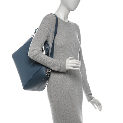 Givenchy Sugar Goatskin Medium Antigona Mineral Blue 2 of 6