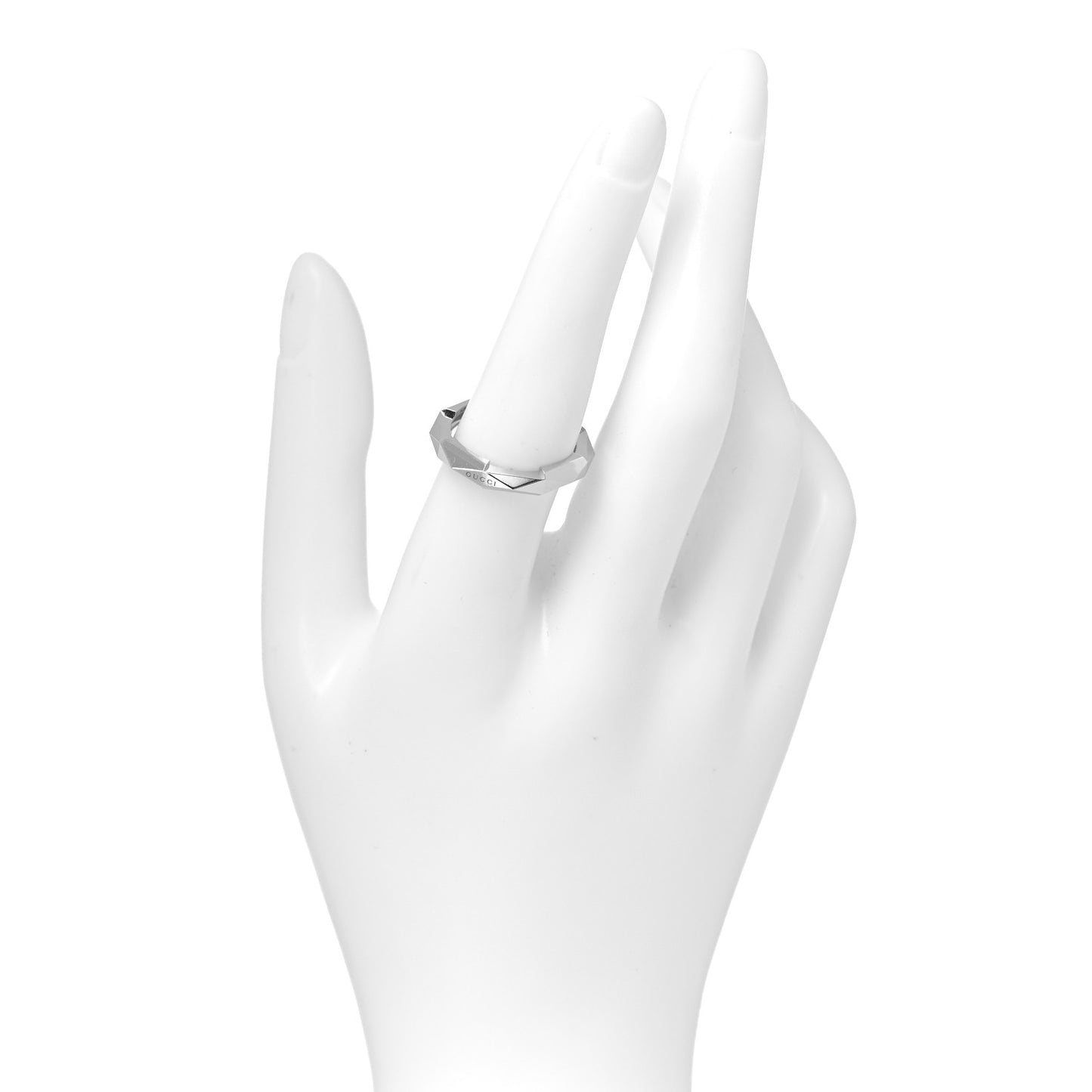 18K White Gold 4mm Link To Love Studded Ring 57 8