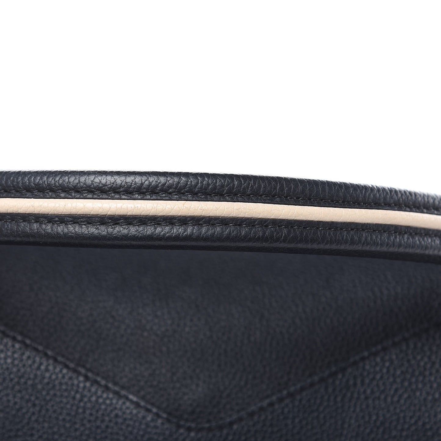 Monogram Double V Black