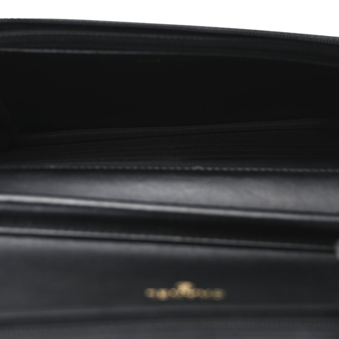 Caviar Quilted CC Filigree Wallet On Chain WOC Black