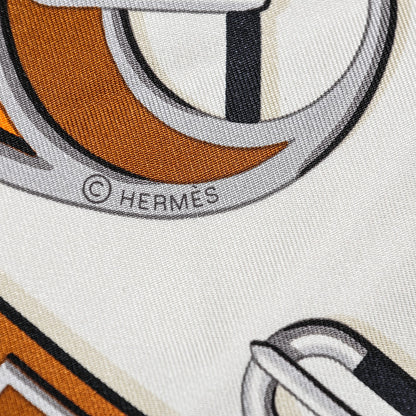 Hermes Silk Carré en Boucles Scarf 90 Créme Orange Marron 5 of 6