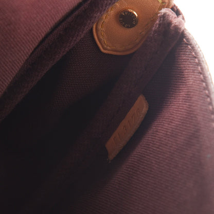Louis Vuitton Monogram Favorite MM 7 of 12