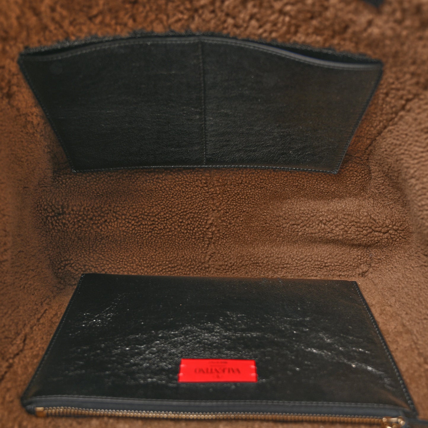 Textured Patent Calfskin Shearling Medium Rockstud Tote Black