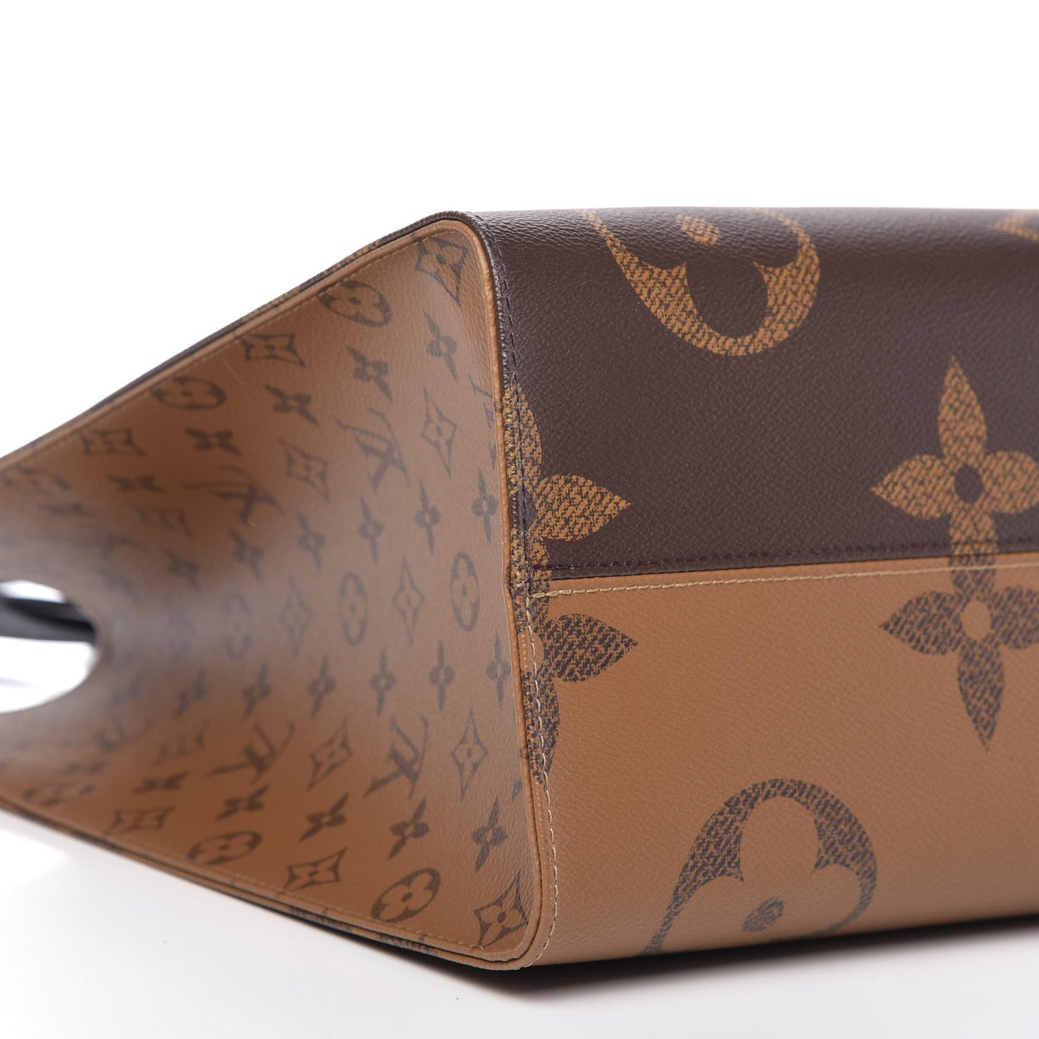 Louis Vuitton Reverse Monogram Giant Onthego GM 6 of 9