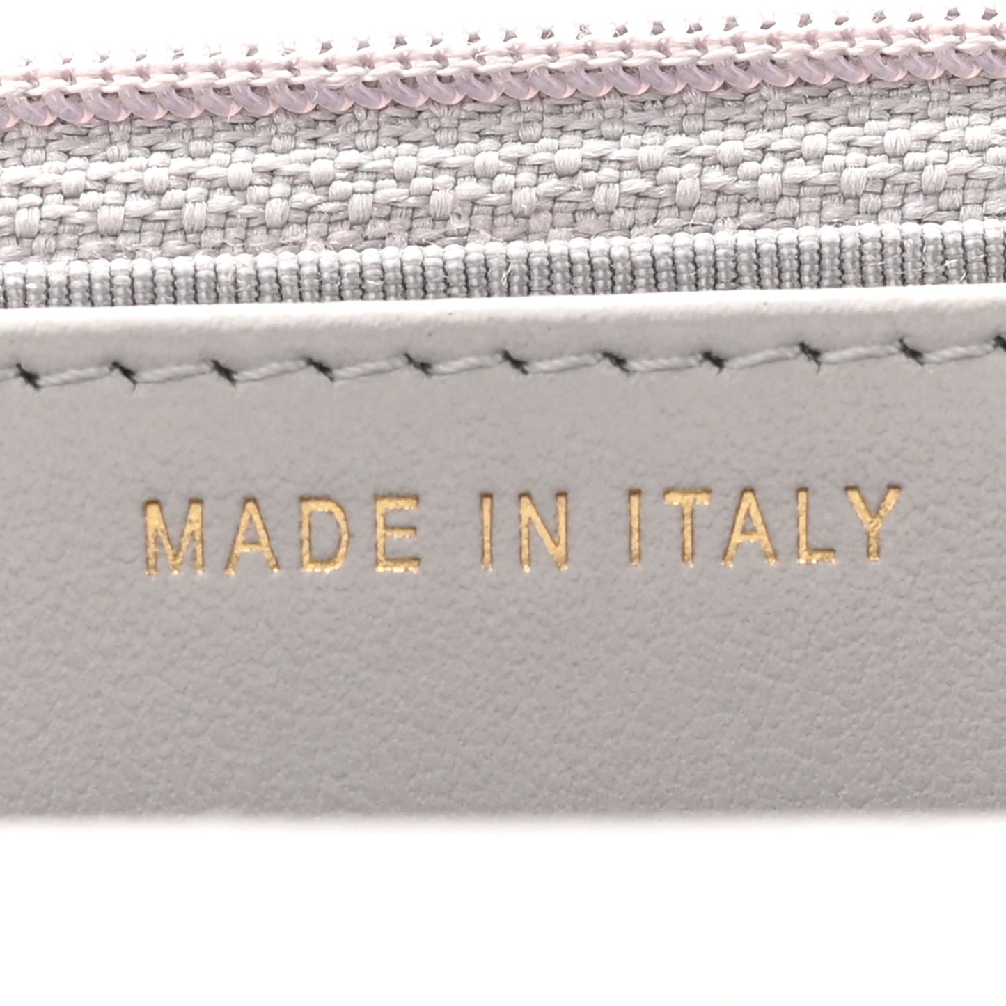 Caviar Quilted Wallet On Chain WOC Grey