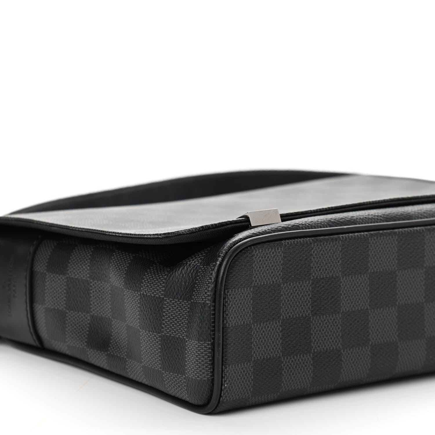 Louis Vuitton Damier Graphite District PM 8 of 9