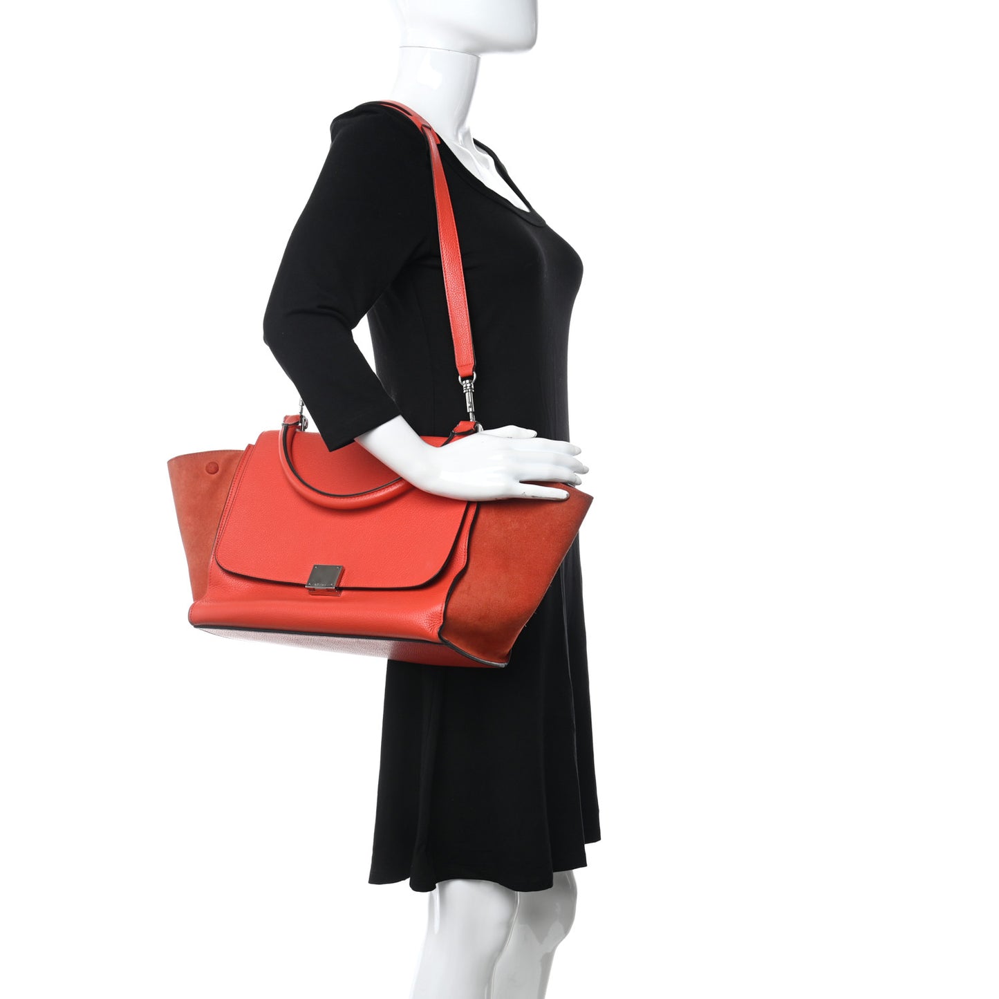Drummed Calfskin Suede Medium Trapeze Coquelicot