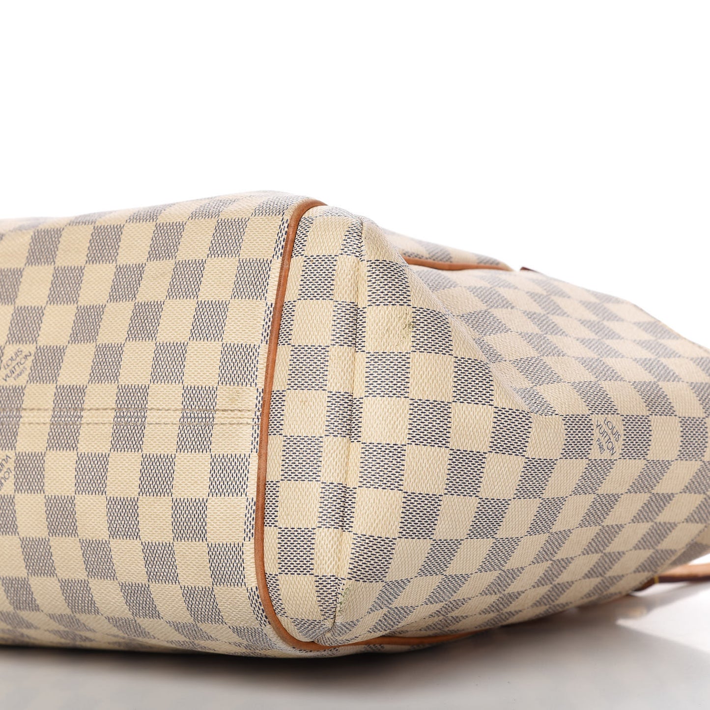 Damier Azur Totally MM