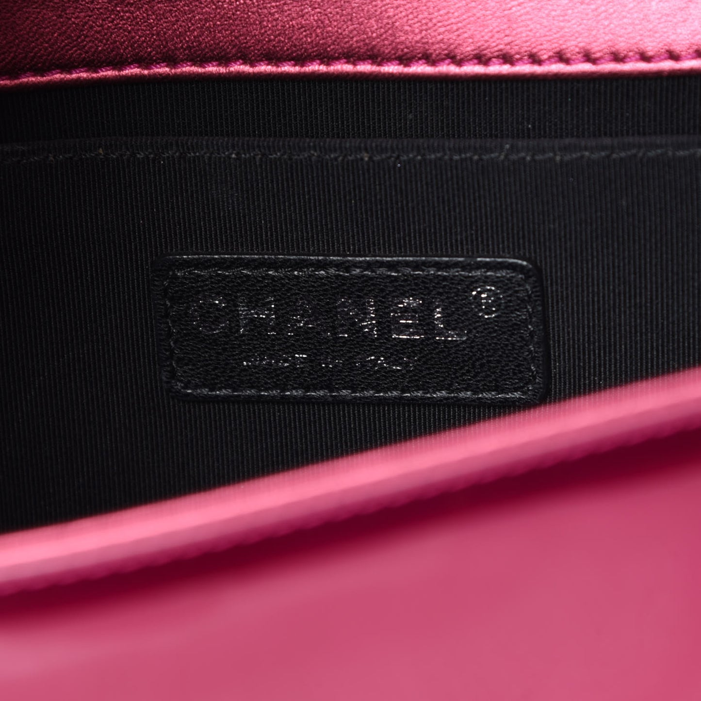 Metallic Patent Calfskin Quilted Medium Boy Flap Pink